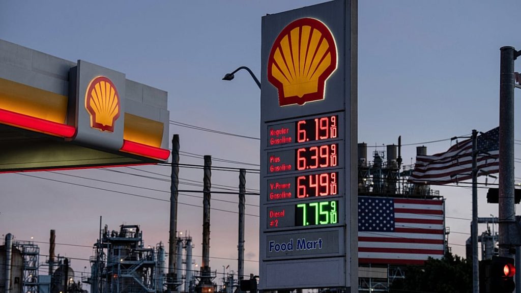 Shell profits surge as Iran war drives oil prices higher